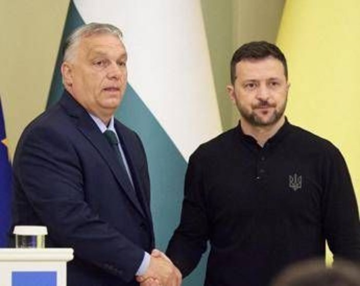 Ucraina accusa: &quot;Drone da Ungheria ha sconfinato&quot;. Budapest: &quot;Zelensky non ci trascinerà in guerra&quot;