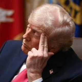 Trump e l'aspirina, l'esperto: "Dosaggi troppo alti, così meno protettiva"