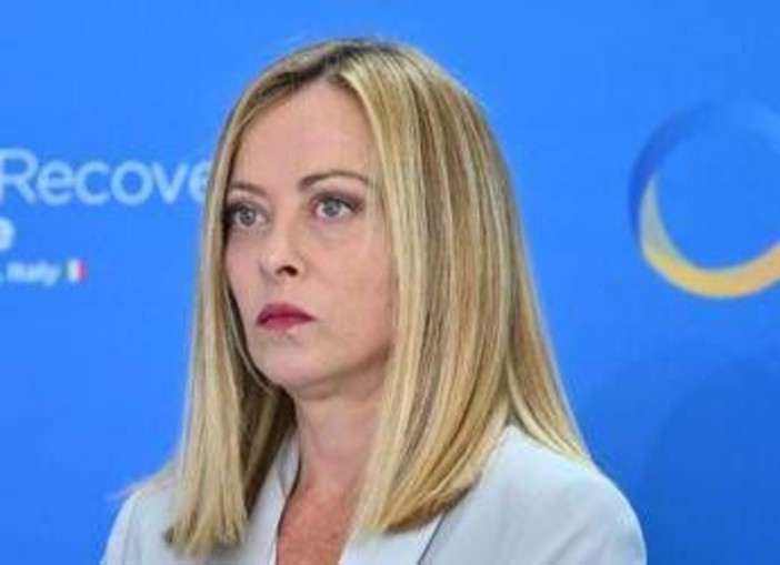 Meloni: &quot;Armani ha ispirato il mondo intero&quot;. Tajani: &quot;Talento senza tempo&quot;