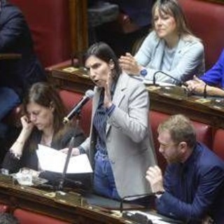 Schlein all'attacco: &quot;Flottilla per creare problemi a governo? Meloni esca da megalomania&quot;