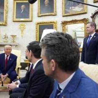 Trump perde Waltz, consigliere si dimette dopo scandalo chat