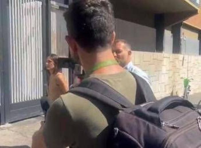 Report, Piervincenzi e Presutti all'assemblea della redazione: "Incontreremo i colleghi? Qui apposta" Report, Piervincenzi e Presutti all'assemblea della redazione: "Incontreremo i colleghi? Qui apposta"