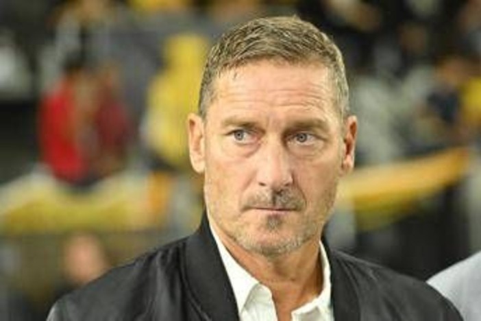 Totti: "Il 28 maggio è stato come morire, un addio forzato. Tornare alla Roma? Le cose si fanno insieme" Totti: "Il 28 maggio è stato come morire, un addio forzato. Tornare alla Roma? Le cose si fanno insieme"