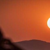 Eclissi, in 7 al pronto soccorso dell'Oftalmico di Roma: "Rischiano danni alla retina"