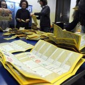 Legge elettorale, emendamento centrodestra su preferenze. Maggioranza in ordine sparso su ballottaggio