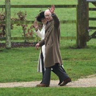 Carlo sempre più al passo con i tempi, ora cerca un esperto di marketing per Sandringham
