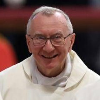 Elezione nuovo Papa, via al Conclave: chi è il cardinale Pietro Parolin