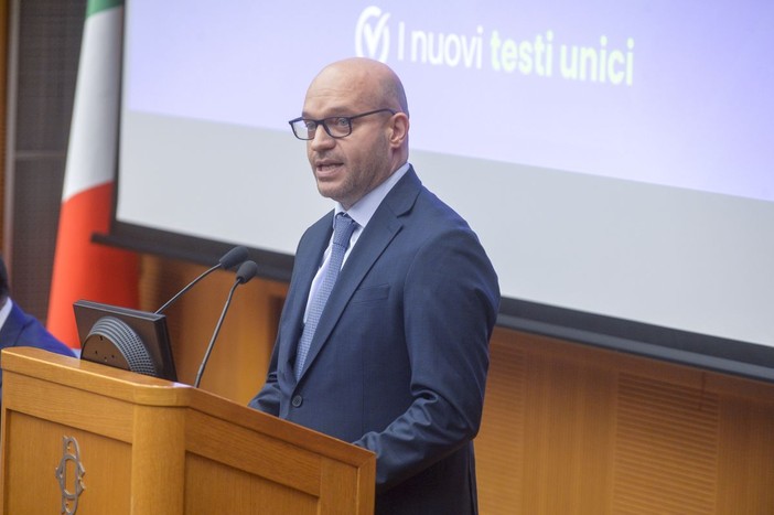 Fontana “Educare a un uso responsabile dell’intelligenza artificiale”