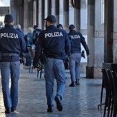 Cortei 30 ottobre a Roma e Milano, attese migliaia di persone: allerta su nuove azioni 'spacca e fuggi' Cortei 30 ottobre a Roma e Milano, attese migliaia di persone: allerta su nuove azioni 'spacca e fuggi'