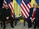 Trump: &quot;Paesi Nato dovrebbero abbattere jet Russia se invadono spazio aereo&quot;