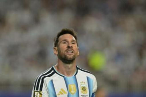 "Messi doveva essere espulso", il video e la polemica ai Mondiali