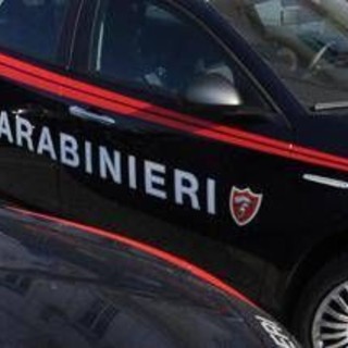 Catania, tenta di soffocare figlia neonata: fermata dalla sorella e dai carabinieri