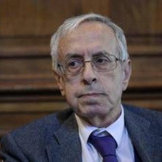 Generali, De Mattia (ex Bankitalia): &quot;Addio a Natixis? Fatto positivo, operazione diffusamente criticata&quot;