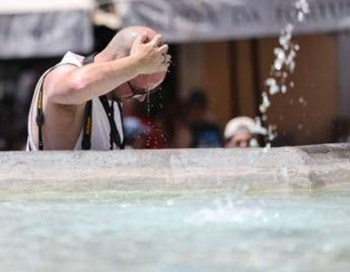 Stop al caldo, arriva la pioggia ma dura poco: sole nel weekend, il meteo Stop al caldo, arriva la pioggia ma dura poco: sole nel weekend, il meteo