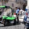 Giungla golf car a Roma, controlli a tappeto dei carabinieri: 10 sottoposte a fermo e valanga di multe Giungla golf car a Roma, controlli a tappeto dei carabinieri: 10 sottoposte a fermo e valanga di multe