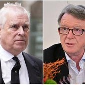 L'ex principe Andrea e Mandelson in accappatoio con Epstein, spunta la prima foto insieme L'ex principe Andrea e Mandelson in accappatoio con Epstein, spunta la prima foto insieme