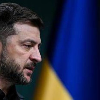 Ucraina, Zelensky pronto per vertice Berlino: "Grande chance per pace"