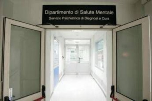 Salute: 1 italiano su 4 vive con un disturbo mentale, un libro racconta le loro storie