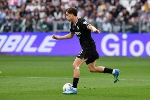 Juve batte Palermo 2-0 in amichevole a Perth, decidono i gol di Yildiz e Milik Juve batte Palermo 2-0 in amichevole a Perth, decidono i gol di Yildiz e Milik
