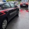 Aggredisce a colpi di martello la moglie e la figlia, arrestato 55enne a Monza: salvate dai vicini di casa