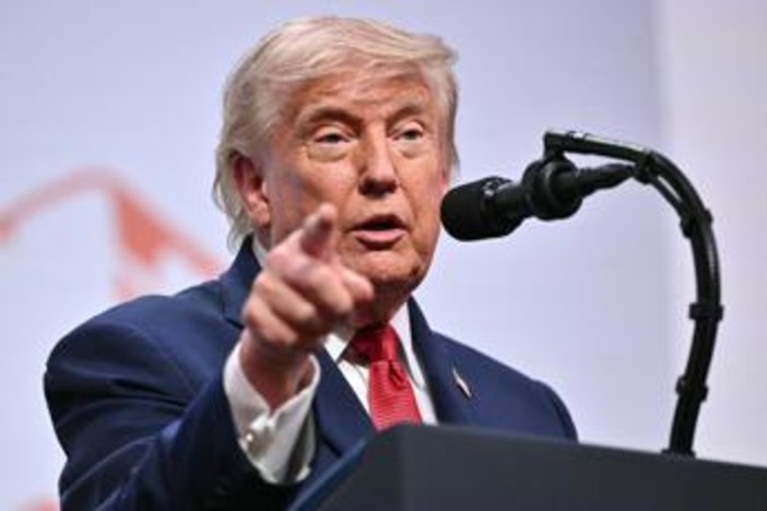 Trump, nuovo attacco a Meloni: "Italia non ci ha aiutato, noi l'abbiamo sempre difesa" Trump, nuovo attacco a Meloni: "Italia non ci ha aiutato, noi l'abbiamo sempre difesa"