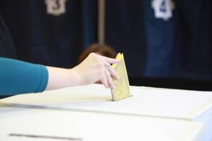 Legge elettorale, sprint del centrodestra: "Ok entro giugno". Muro opposizioni
