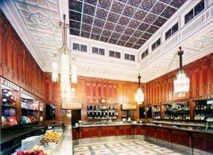 Il campo largo boccia il gelato alla buvette della Camera: "Pensiamo a problemi italiani" Il campo largo boccia il gelato alla buvette della Camera: "Pensiamo a problemi italiani"