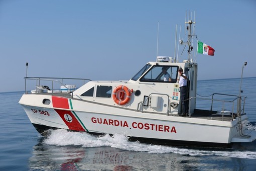 Undici cadaveri in mare segnalati al largo coste libiche Undici cadaveri in mare segnalati al largo coste libiche