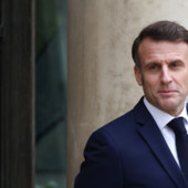 Siria, media: "Esplosioni vicino a hotel dove alloggia Macron a Damasco"