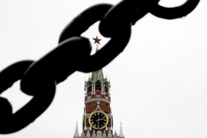 Russia, Peskov: "Nessun incontro a Mosca fra Putin e il capo della Cia"