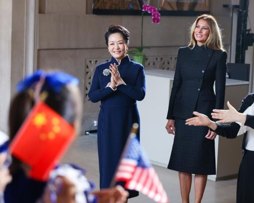 Cina-USA, le due first lady visitano il Museo nazionale d’arte asiatica