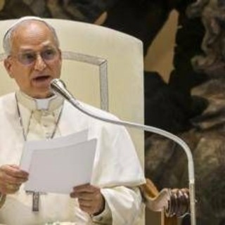 Papa: &quot;Pace non è sopraffazione, Santa Sede a disposizione perché nemici si guardino negli occhi&quot;