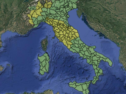 Maltempo, allerta meteo gialla martedì 25 agosto: la mappa delle 8 regioni a rischio Maltempo, allerta meteo gialla martedì 25 agosto: la mappa delle 8 regioni a rischio