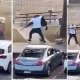 Sydney, il cittadino eroe affronta e disarma il terrorista: ecco chi è