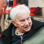È morto Don Antonio Mazzi, addio al fondatore di Exodus: una vita al servizio degli ultimi È morto Don Antonio Mazzi, addio al fondatore di Exodus: una vita al servizio degli ultimi