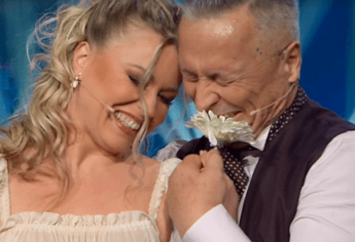 Ballando con le stelle, Paolo Belli in lacrime dedica il valzer alla moglie Deanna