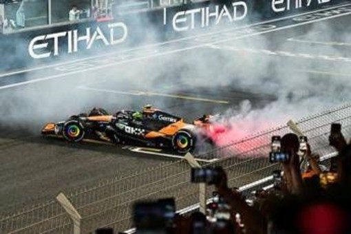 F1 Gp Abu Dhabi, ordine d'arrivo e classifiche finali del Mondiale F1 Gp Abu Dhabi, ordine d'arrivo e classifiche finali del Mondiale