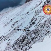 Marmolada, freerider 31enne travolto da valanga: è grave