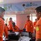 Indonesia, traghetto colpito da una tempesta nel Mar di Giava: un morto e 103 passeggeri salvati Indonesia, traghetto colpito da una tempesta nel Mar di Giava: un morto e 103 passeggeri salvati