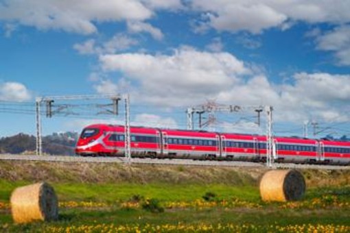 Treni, circolazione sospesa su linea Alta Velocità tra Rogoredo e Piacenza: ritardi e cancellazioni Treni, circolazione sospesa su linea Alta Velocità tra Rogoredo e Piacenza: ritardi e cancellazioni