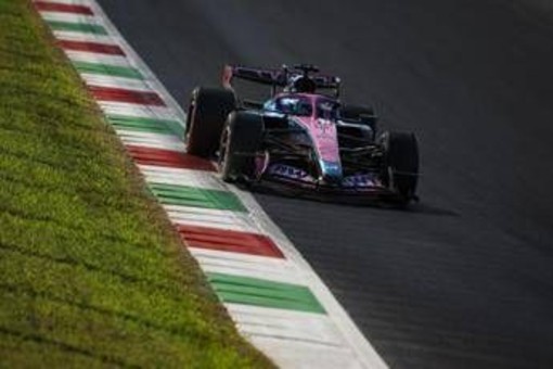 Gp Monza: Gasly in pole position davanti a Russell, le Ferrari inseguono. La griglia di partenza del Gran Premio d'Italia Gp Monza: Gasly in pole position davanti a Russell, le Ferrari inseguono. La griglia di partenza del Gran Premio d'Italia