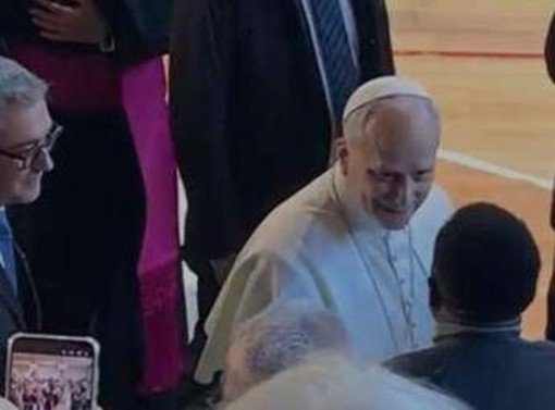 Papa Leone XIV a Ostia: "Qui la violenza esiste e ferisce, non rassegnatevi alla cultura del sopruso" Papa Leone XIV a Ostia: "Qui la violenza esiste e ferisce, non rassegnatevi alla cultura del sopruso"