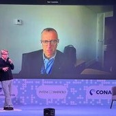 Mobilità, Ricci (Pd): "Città intelligenti? Futuro è intermodalità, più alberi e gestione acqua" Mobilità, Ricci (Pd): "Città intelligenti? Futuro è intermodalità, più alberi e gestione acqua"