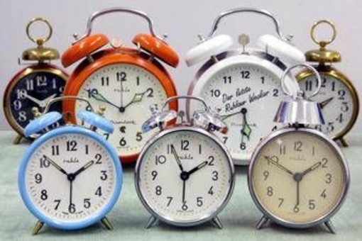 Ora solare, un piccolo jet lag per l'organismo: orologio biologico da riadattare