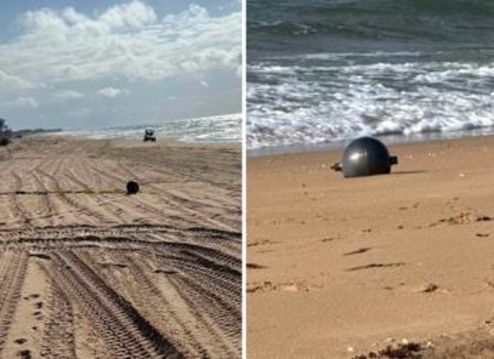 Australia, il mistero delle 'palle spaziali' in spiaggia: possono essere tossiche Australia, il mistero delle 'palle spaziali' in spiaggia: possono essere tossiche