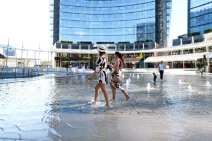 Nuova e intensa ondata di calore in arrivo su Italia ed Europa occidentale, cos'è la configurazione a omega