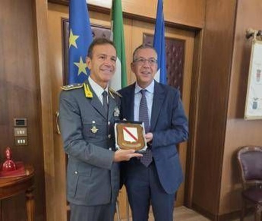 Campania, Manfredi incontra gen. Manna comandante regionale Guardia di Finanza