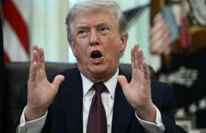 Trump: "Iran ha chiesto cessate il fuoco". Teheran: "Non è vero" Trump: "Iran ha chiesto cessate il fuoco". Teheran: "Non è vero"