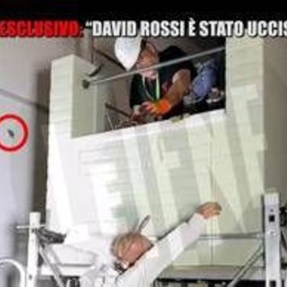 "David Rossi fu ucciso", esperimenti Ris confermano ricostruzione Le Iene "David Rossi fu ucciso", esperimenti Ris confermano ricostruzione Le Iene