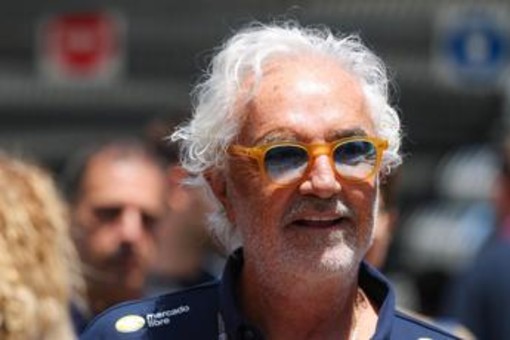 Cono gelato a 95 euro in Puglia, Briatore: "È da cretini". Ma l'intervista è di due anni fa Cono gelato a 95 euro in Puglia, Briatore: "È da cretini". Ma l'intervista è di due anni fa